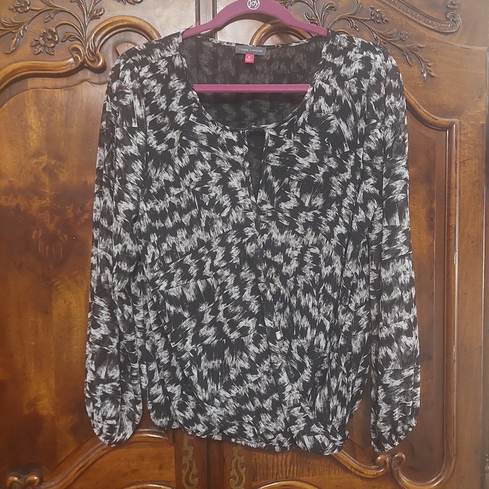 Vince Camuto Black and White Patterned Blouse